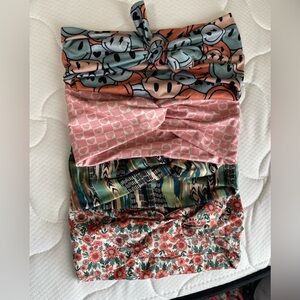 Wander & Arrow Co Headhug Bundle of 4